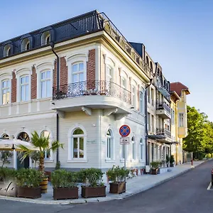 villa-promenade.primorskohotels.com/